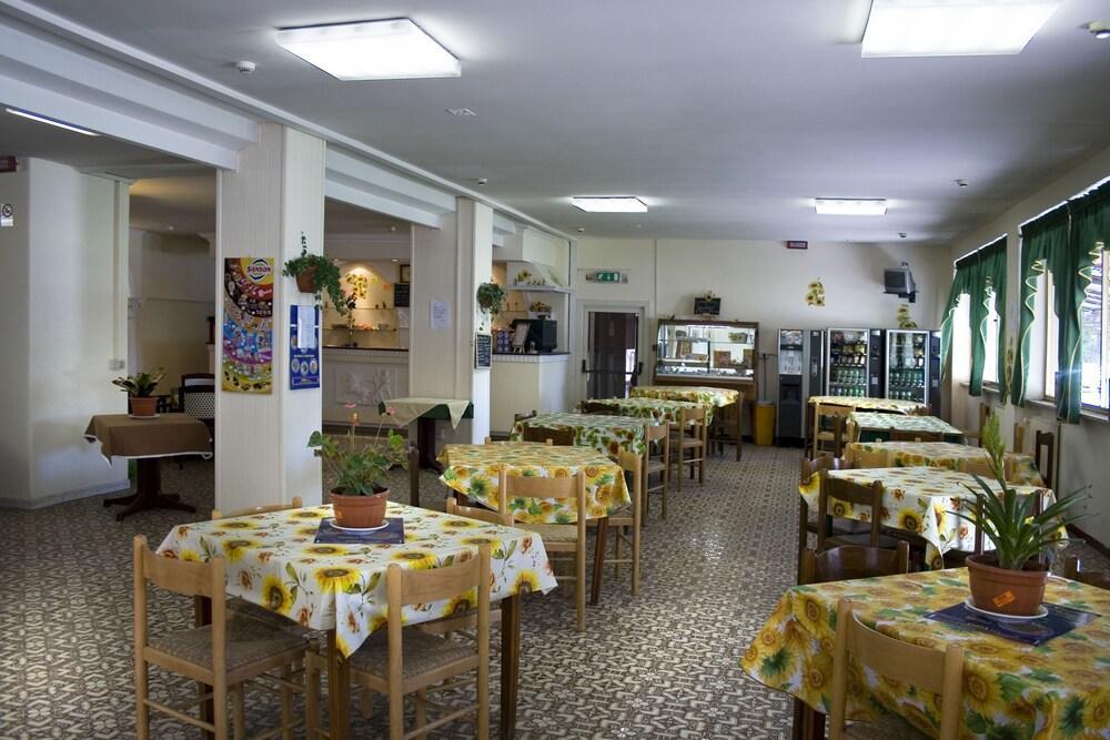 Hotel Salaria Rome Exterior photo