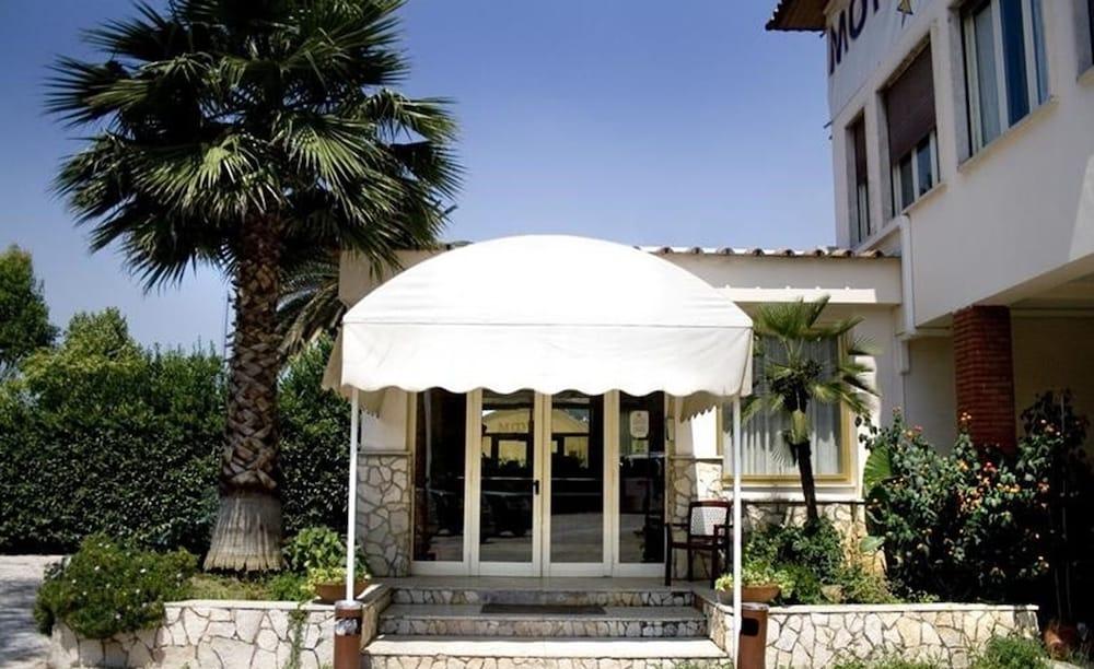 Hotel Salaria Rome Exterior photo
